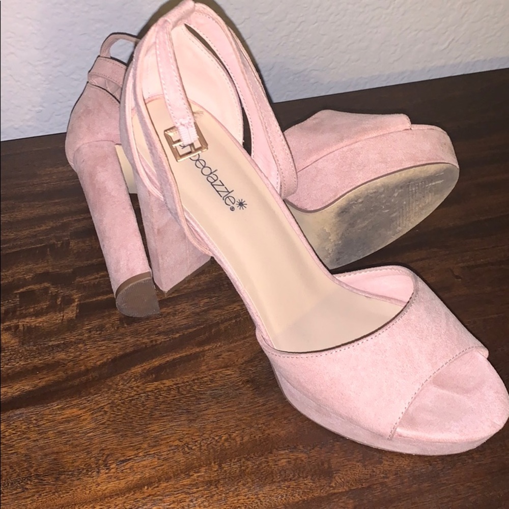Heels - Picture 2 of 2